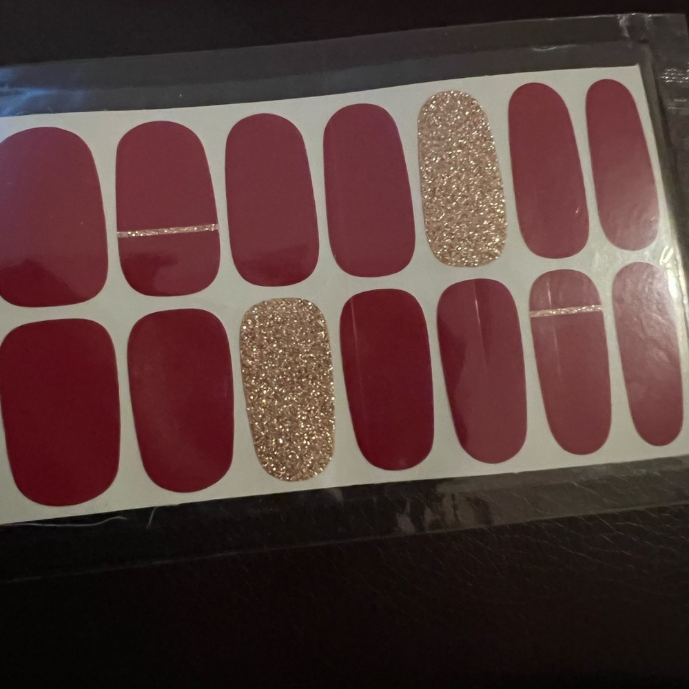 - Beautiful nail wraps/stickers DA162